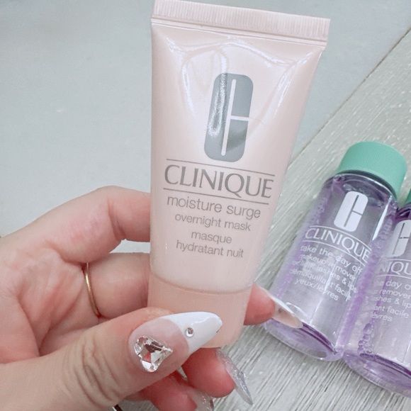Clinique skincare /makeup bundle /mascara/eye cream /makeup remover/mask/New - Picture 4 of 7
